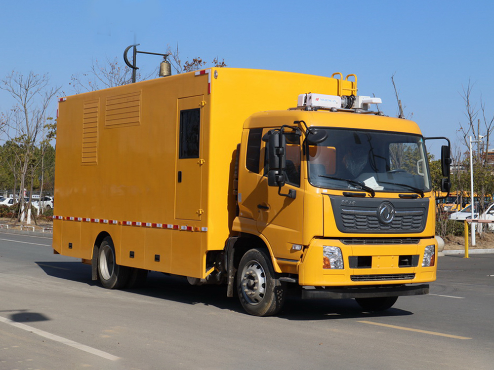 東風(fēng)天錦移動電源車帶休息室